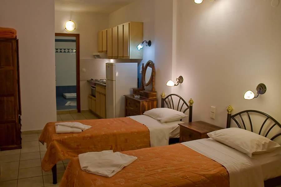 Vromolimnos Hermes Hotel מראה חיצוני תמונה