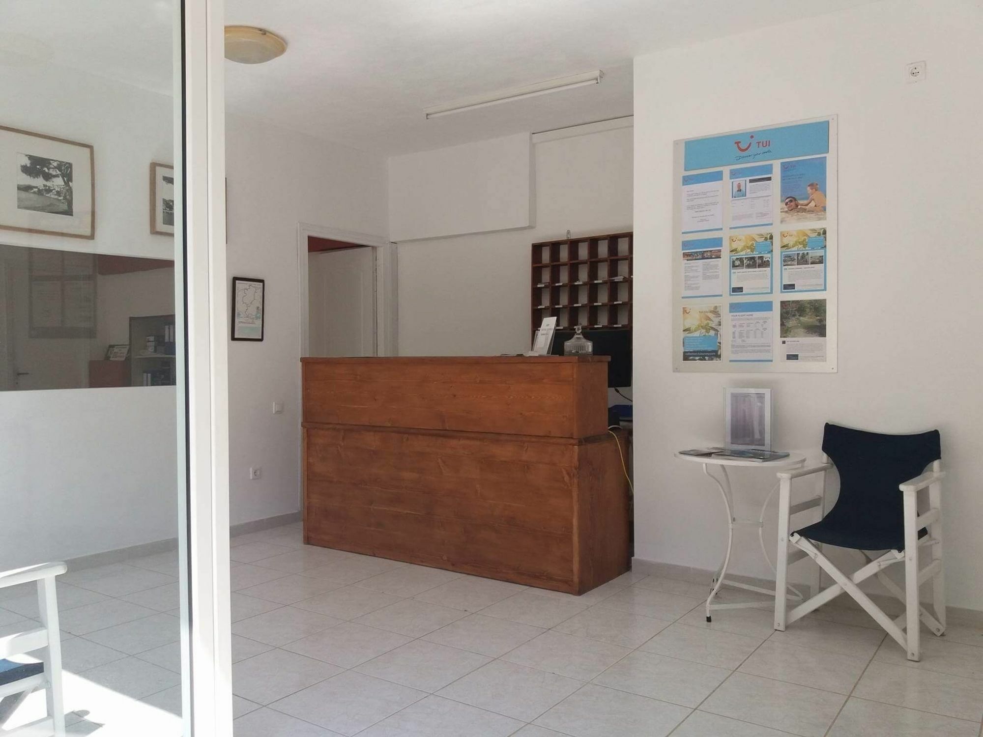 Vromolimnos Hermes Hotel מראה חיצוני תמונה